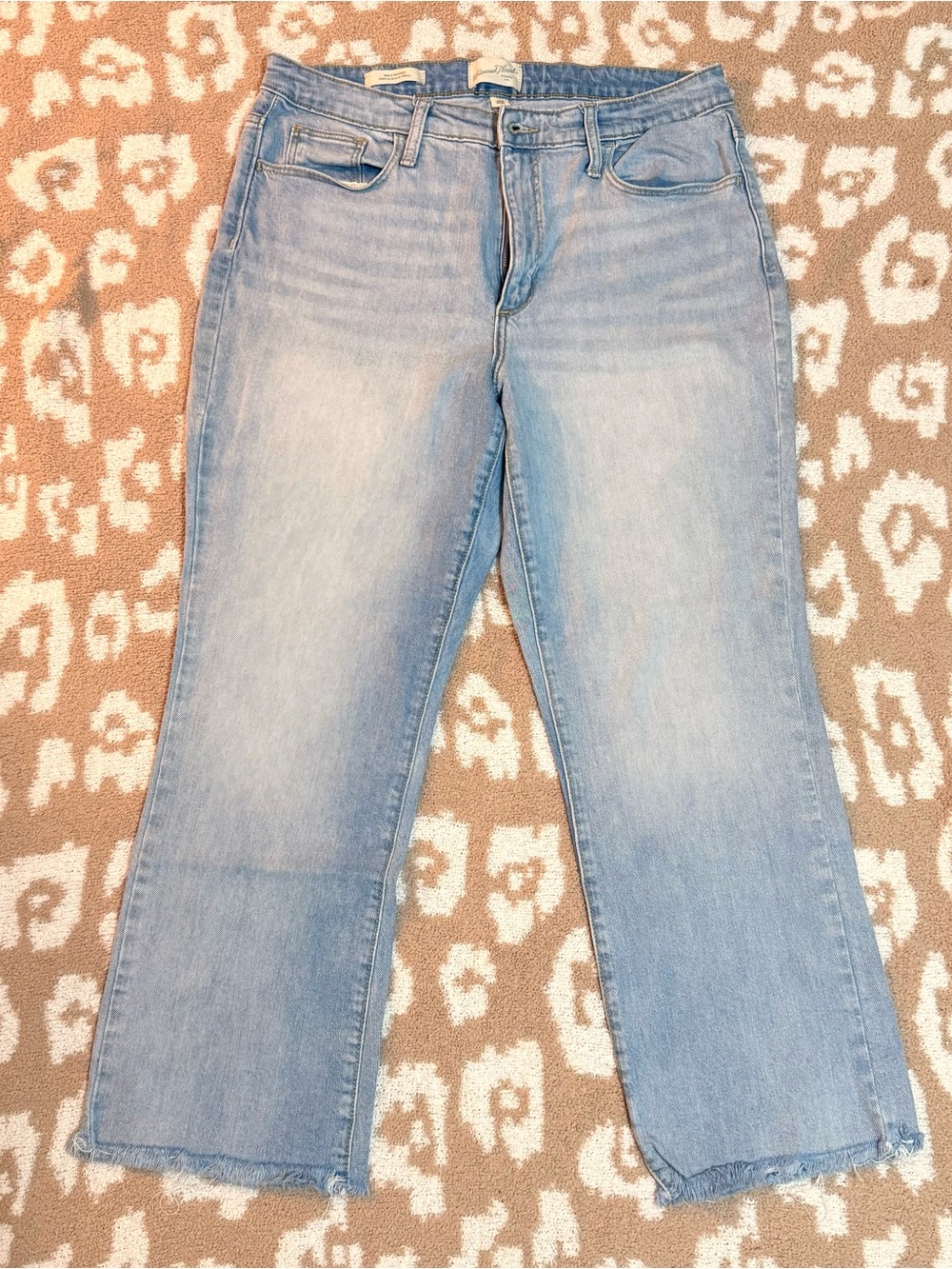 Light Wash Women’s Jeans - Classic Ankle bootcut